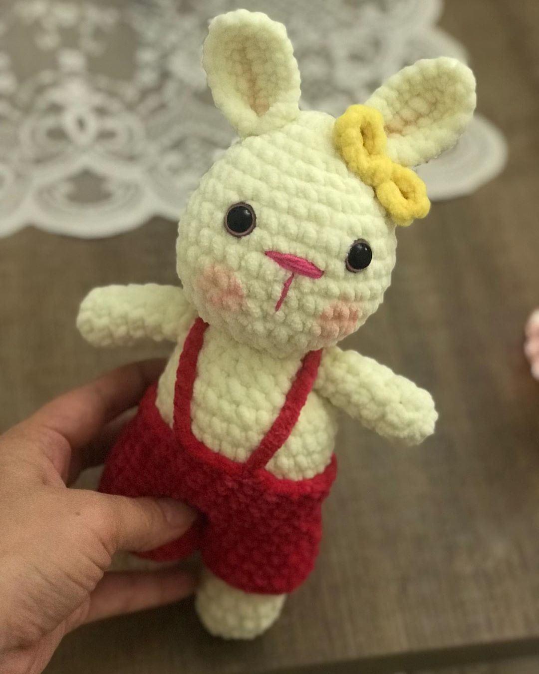 Amigurumi Velvet Bunny Free Crochet Pattern – Amigurumi