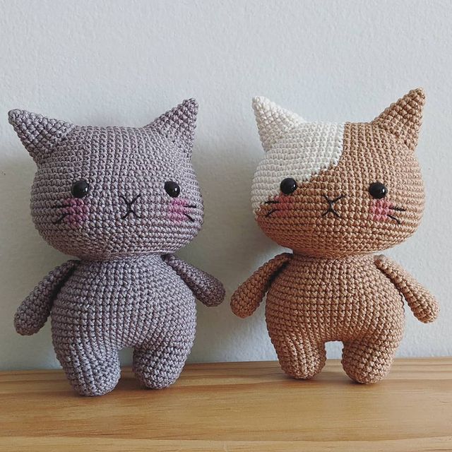 Kitten crochet pattern