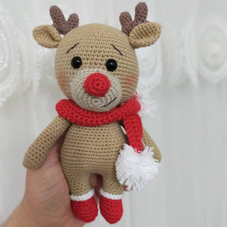 Cute Christmas Reindeer Free Pattern – Amigurumi