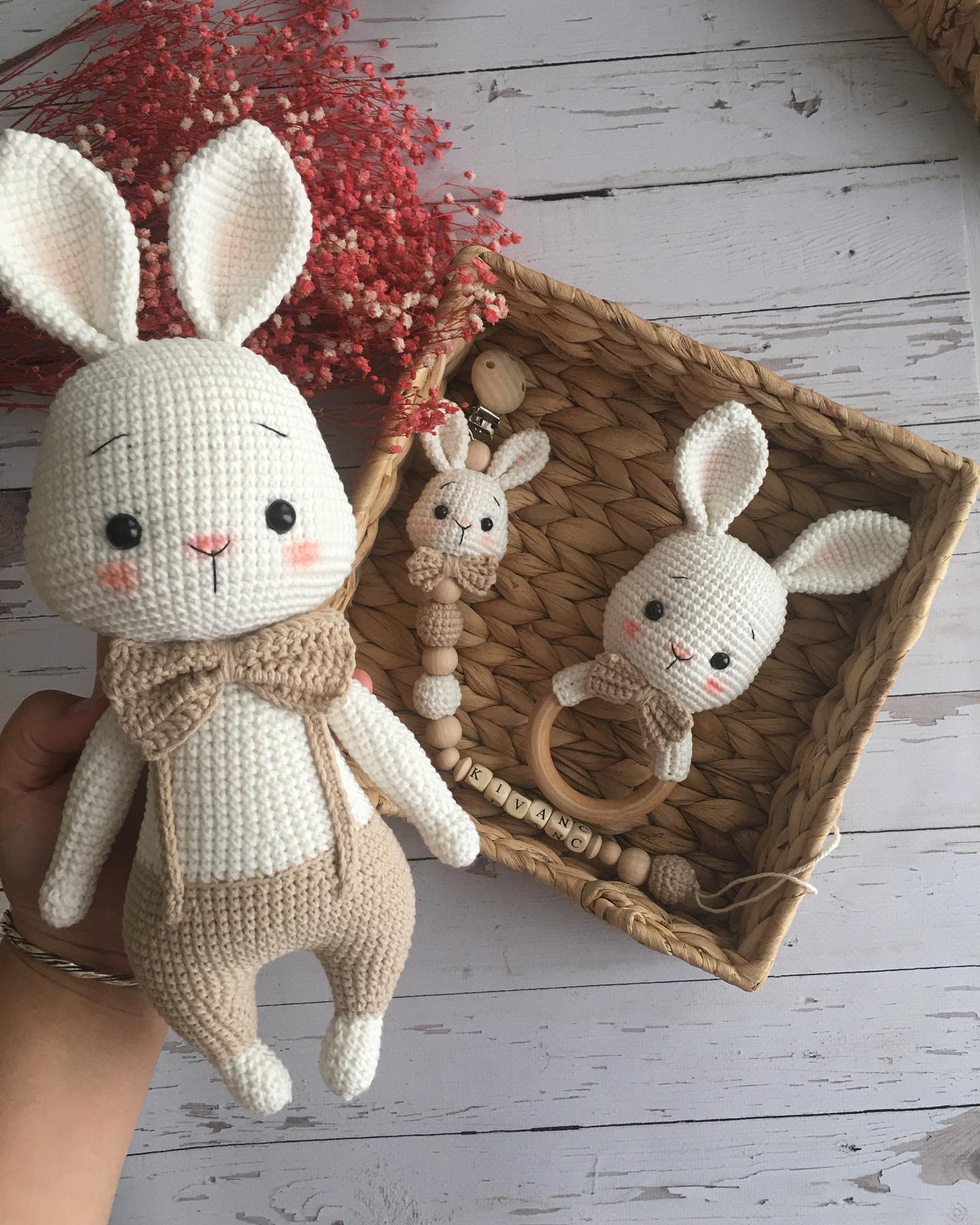 Cute Crochet Chenille Bunny Amigurumi Free Pattern – Amigurumi