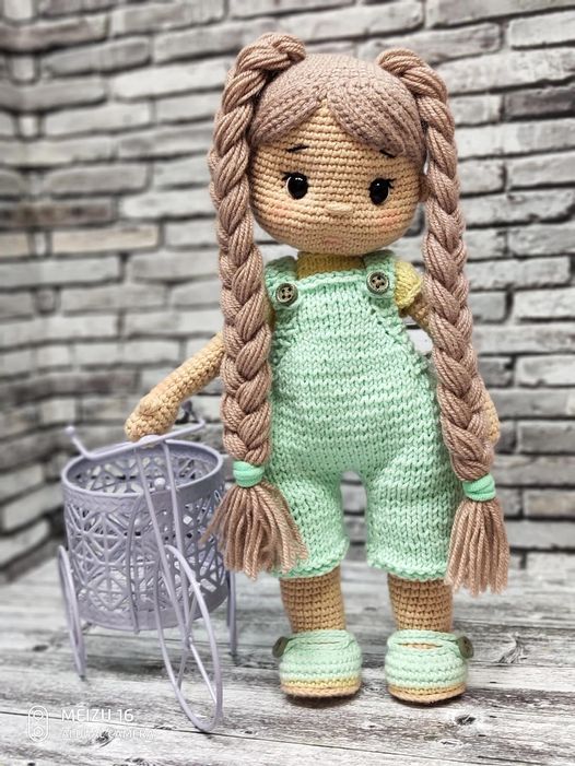 Cute Crochet Lina Doll Amigurumi Free Pattern – Amigurumi